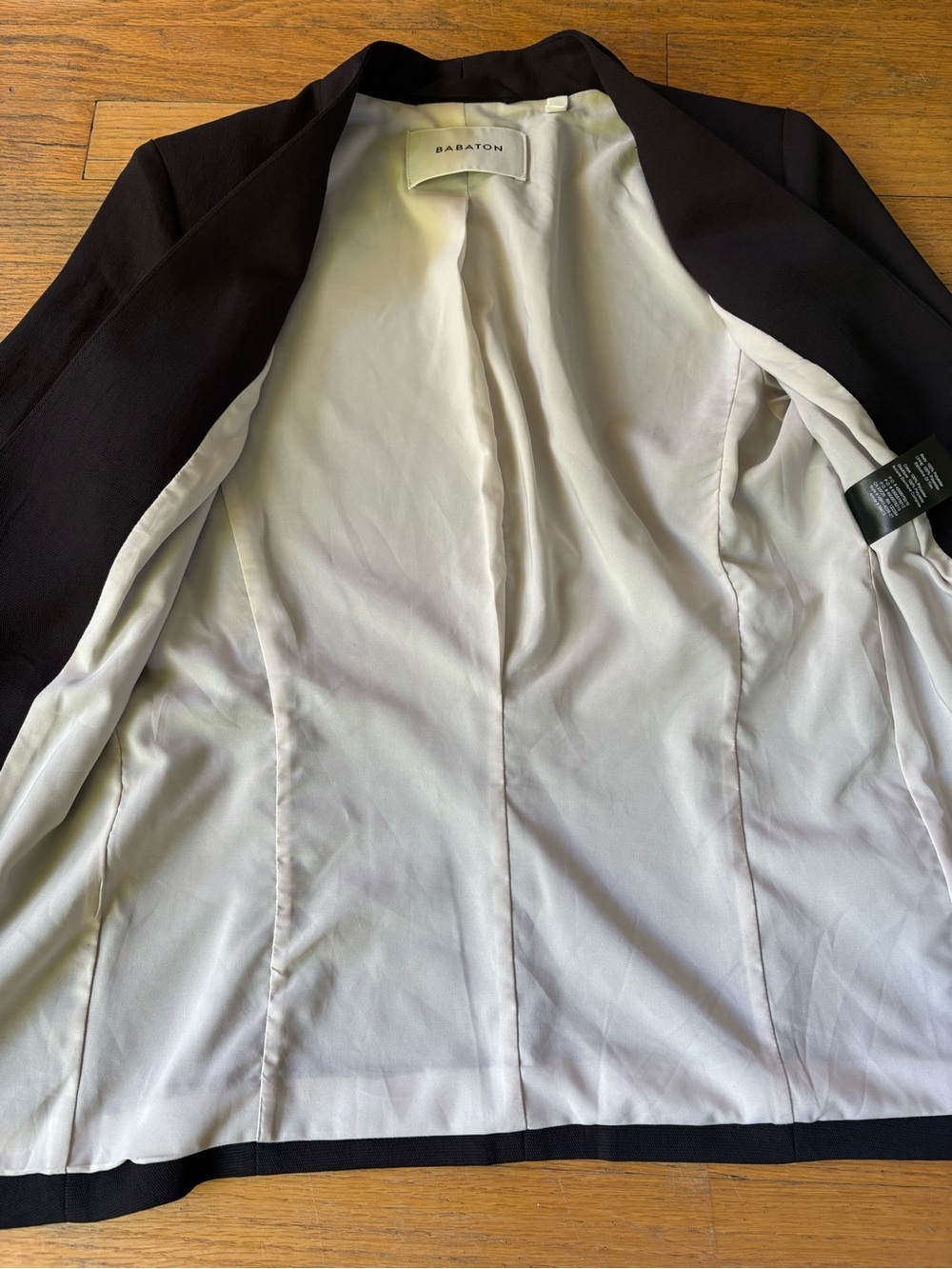Babaton Black Collarless Open-Front Blazer - Picture 7 of 10